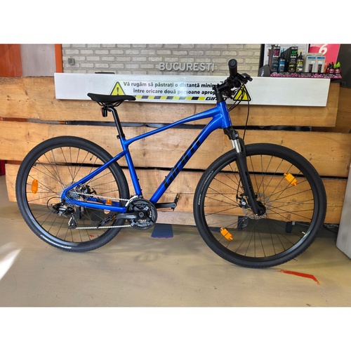 Bicicleta Trekking  Giant Roam Sapphire Special Edition